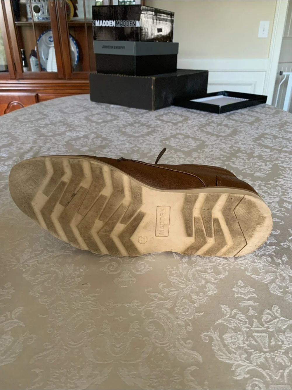 Men's Brown Leather Chukka Boots with Contrast Crepe Sole